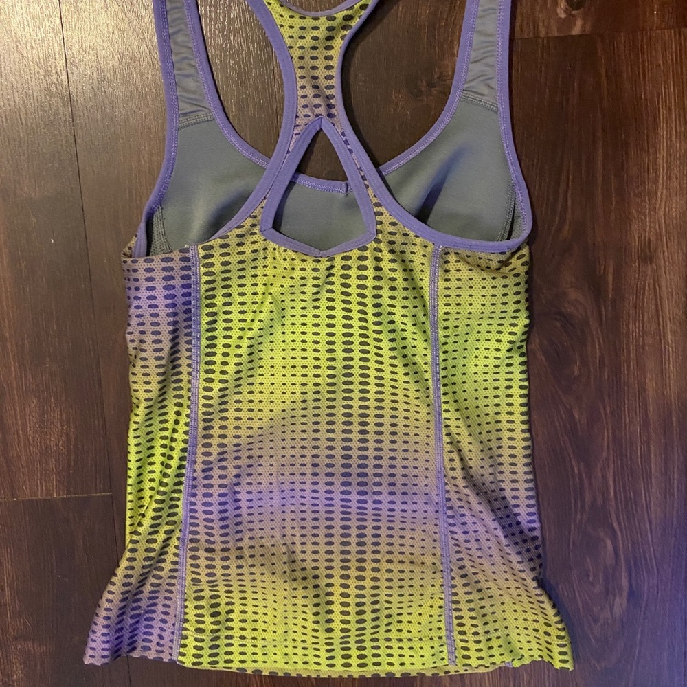Nike Tank - Picture 2 of 3